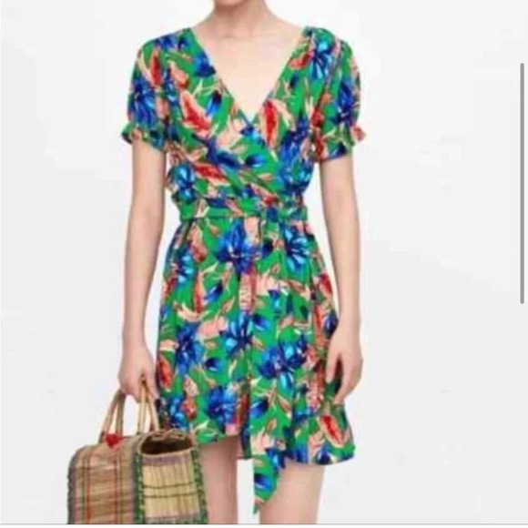 New Zara Floral Dress Wrap Mini Ruffles Bright Green Red Blue Vacation Tropical - Picture 5 of 9